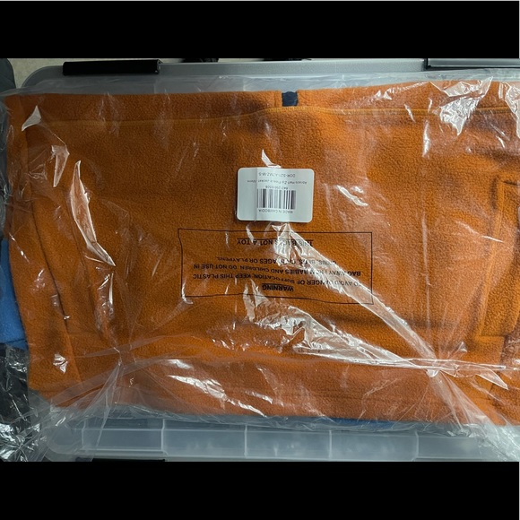 Cotopaxi. Mens sustainable fleece. Brand new in packaging. - Picture 3 of 8